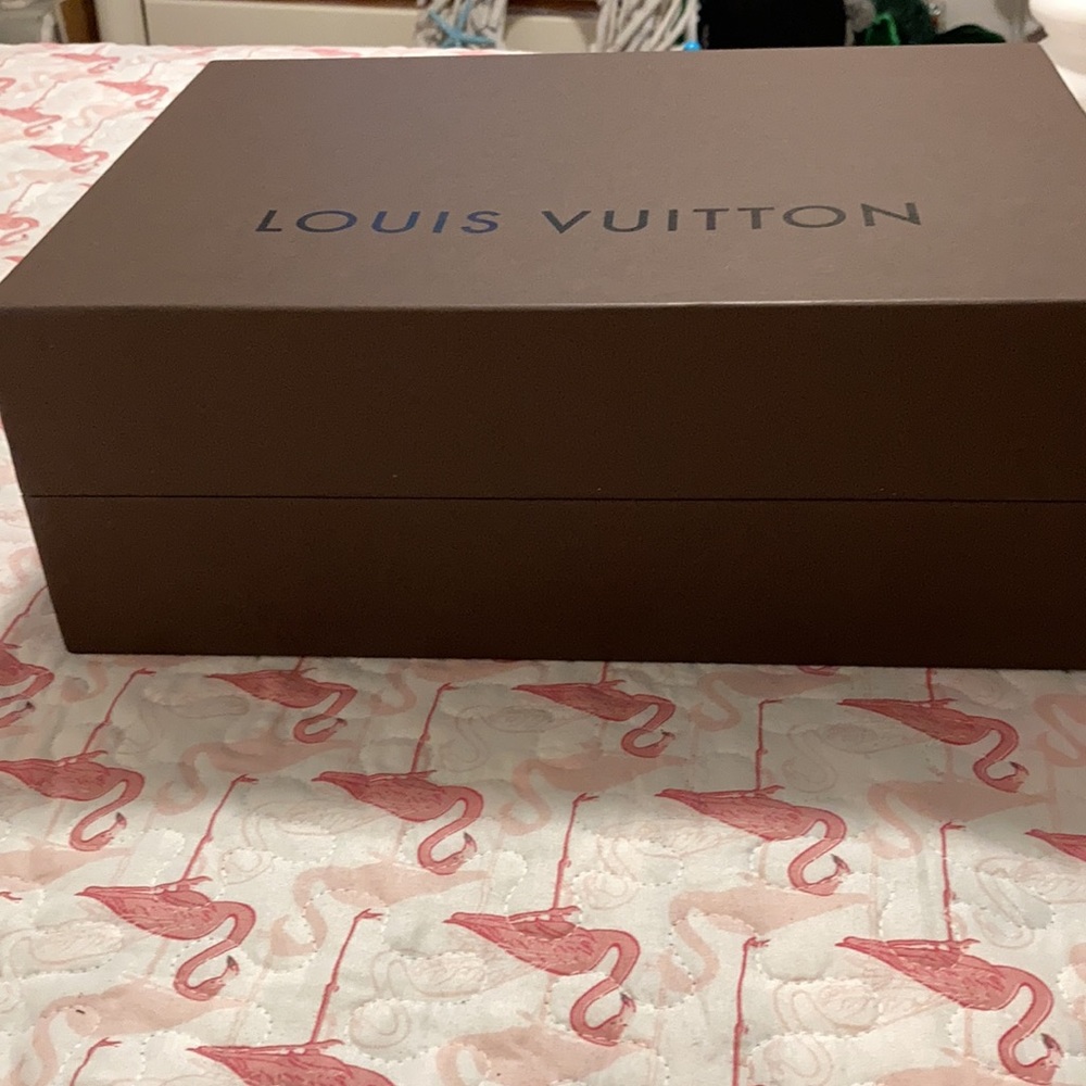 Authentic Louis Vuitton Gift Box... - Picture 3 of 10